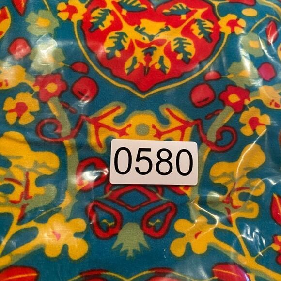 0580 LuLaRoe Size T & C Leggings Green and Red Graphic Floral Print New - Picture 3 of 4